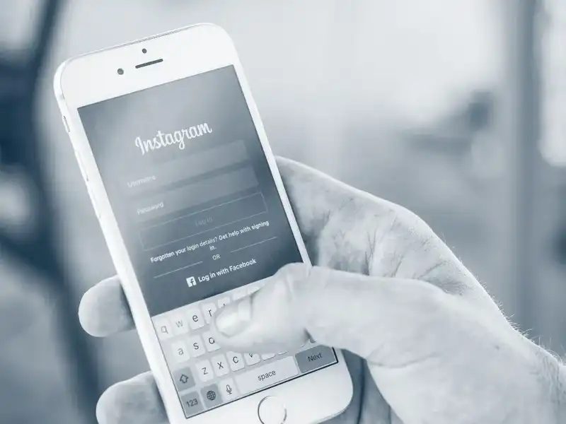 Why Do Consumers Prefer Social Login [Infographic]